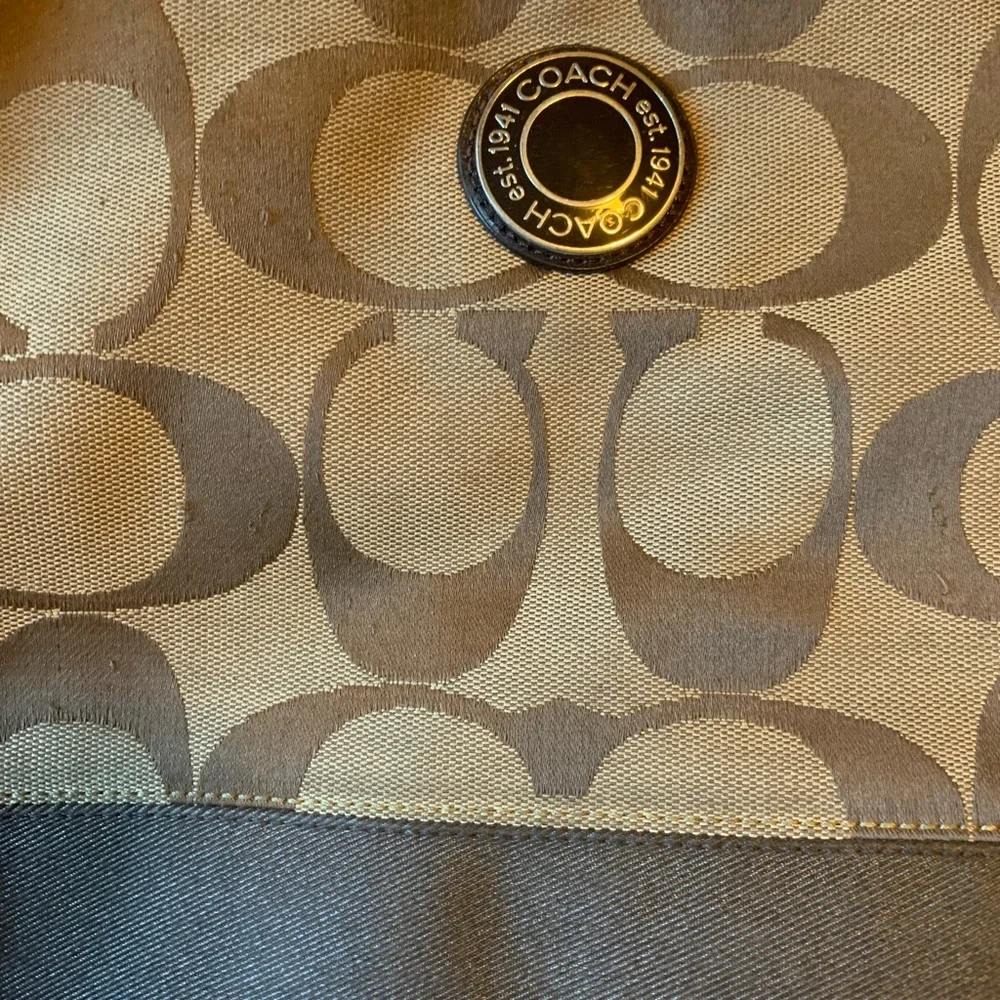 Authentic Vintage coach purse - Picture 3 of 4